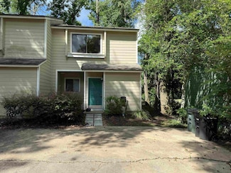 1820 Nicklaus Dr, Tallahassee, FL 32301