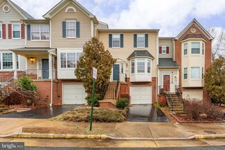 5622 Glenwood Mews Dr, Alexandria, VA 22315