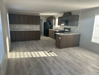3527 Loveside Terrace Unit 419, Lansing, MI 48917