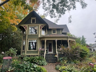 420 Jones Ave, Fort Atkinson, WI 53538