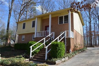 3017 Helen Dr, Waxhaw, NC 28173