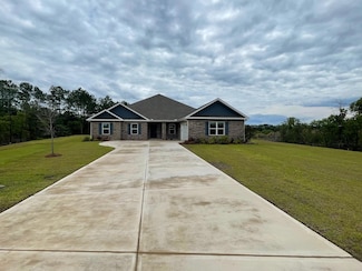 86 Bentgrass Rd S, Freeport, FL 32439