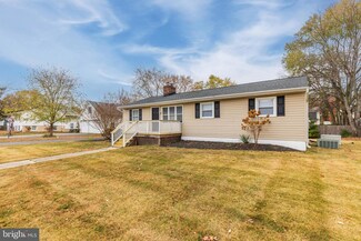 3727 4th Ave, Edgewater, MD 21037