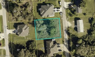 708/710 Gordon Ave S Unit 3, Lehigh Acres, FL 33973