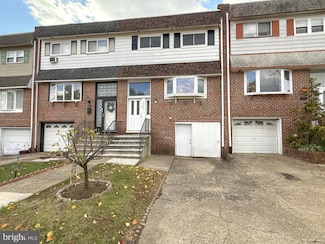 3242 Birch Rd, Philadelphia, PA 19154