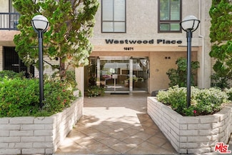 10671 Holman Ave Unit 206, Los Angeles, CA 90024