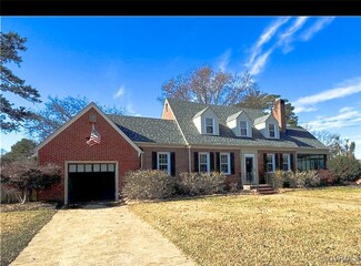 512 Park Ave, Hopewell, VA 23860