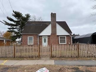 2 Normand St, Winooski, VT 05404