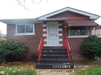 10005 S Van Vlissingen Rd, Chicago, IL 60617