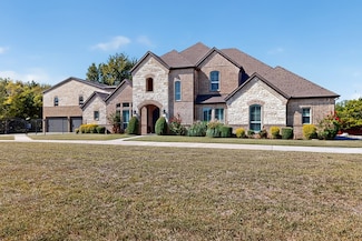 4311 Powers Branch Dr, Midlothian, TX 76065
