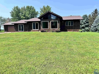 15260 Elder Ave, Whiting, IA 51063