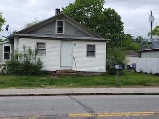 1354 N River Rd, Hooksett, NH 03106