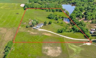 814 E 99th St, Perkins, OK 74059