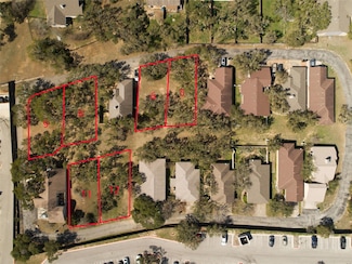 8 Villa Meadow, Wimberley, TX 78676