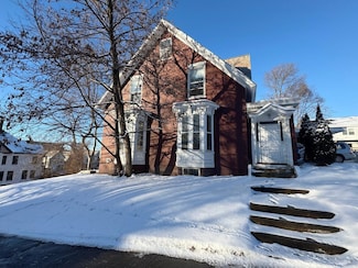 194 Maple St, Burlington, VT 05401