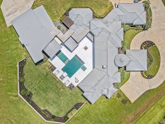 4043 Maranatha Dr, Sugar Land, TX 77479