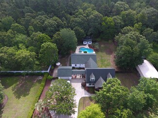 128 Brittany Ln, Bonneau, SC 29431