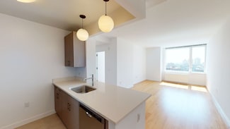 61-55 Junction Blvd Unit 24-F, Rego Park, NY 11374