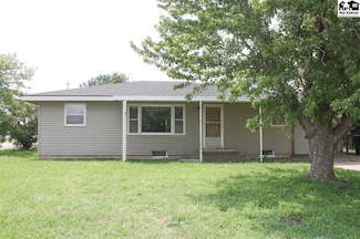 521 S Spruce St, Greensburg, KS 67054