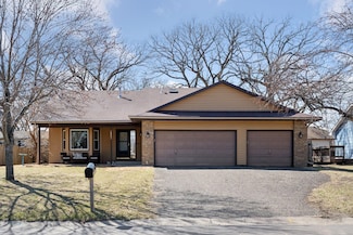 10941 Rhode Island Cir N, Champlin, MN 55316