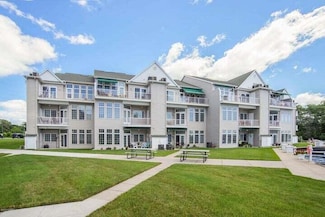 2411 Lake Ave, Muskegon, MI 49445
