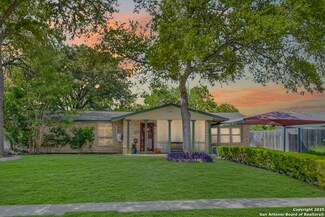 311 Waring Dr, San Antonio, TX 78216