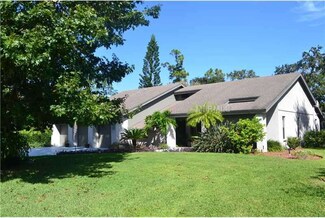 7709 Weeping Willow Cir, Sarasota, FL 34241