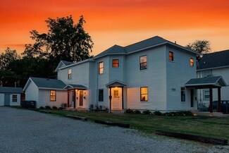 1050 21st St, Des Moines, IA 50311