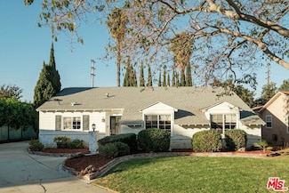 1311 E Somerset Place, Long Beach, CA 90807