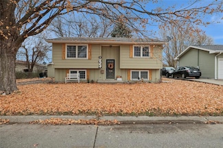 1008 N 8th Ave E, Newton, IA 50208