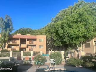 3031 N Civic Center Plaza Unit 112, Scottsdale, AZ 85251