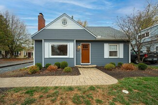 439 Canyon Dr S, Columbus, OH 43214
