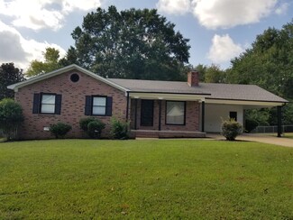 143 Ridgedale Dr, Jackson, TN 38305
