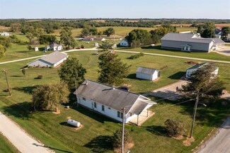 2406 Main St, Grant City, MO 64456
