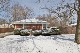 750 E Maple St Unit A, Lombard, IL 60148