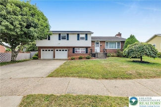 1556 Bayberry Ln, Bethlehem, PA 18018