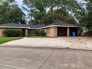 407 Clark Rd, Morgan City, LA 70380