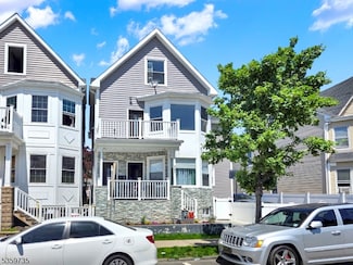 267 N 11th St, Prospect Park, NJ 07508