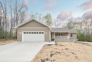 5272 Cheyenne Dr, Crossville, TN 38572