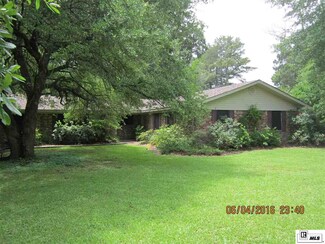 1105 Cox St, Oak Grove, LA 71263