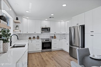 640 S 34th St, Mesa, AZ 85204