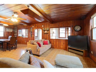18 Shore Dr, Goffstown, NH 03045