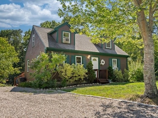 793 Blacksmith Shop Rd, East Falmouth, MA 02536