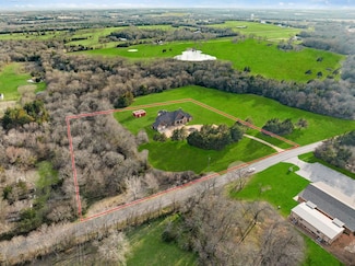 4970 Dripping Springs Rd, Sherman, TX 75090