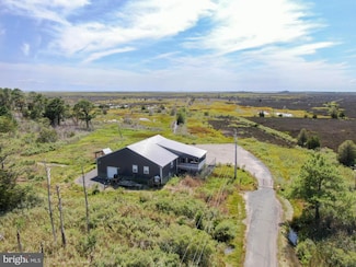 2735 Lloyd Webb Rd, Crisfield, MD 21817