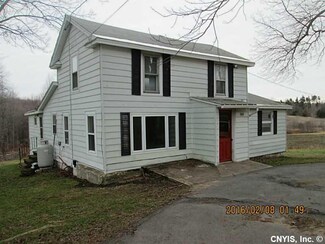 140 W Fifth St Rd, Minetto, NY 13115
