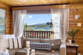 38600 N Shore Dr, Fawnskin, CA 92333