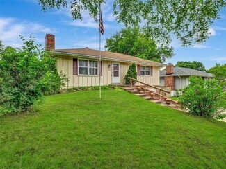 610 Morgan St, Lansing, KS 66043