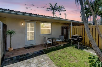 736 NE 13th Ct Unit 213, Fort Lauderdale, FL 33304