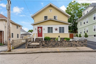 70 Burgess Ave, East Providence, RI 02914